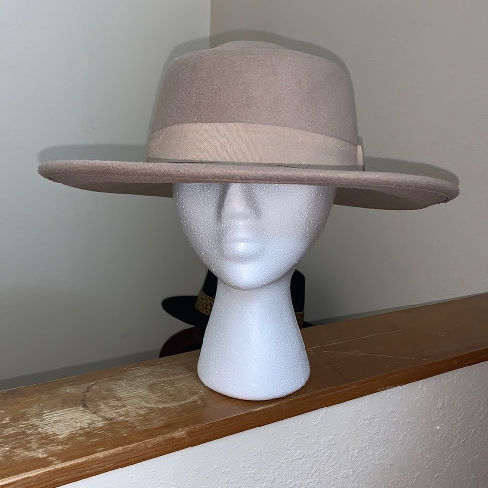 Beige hat